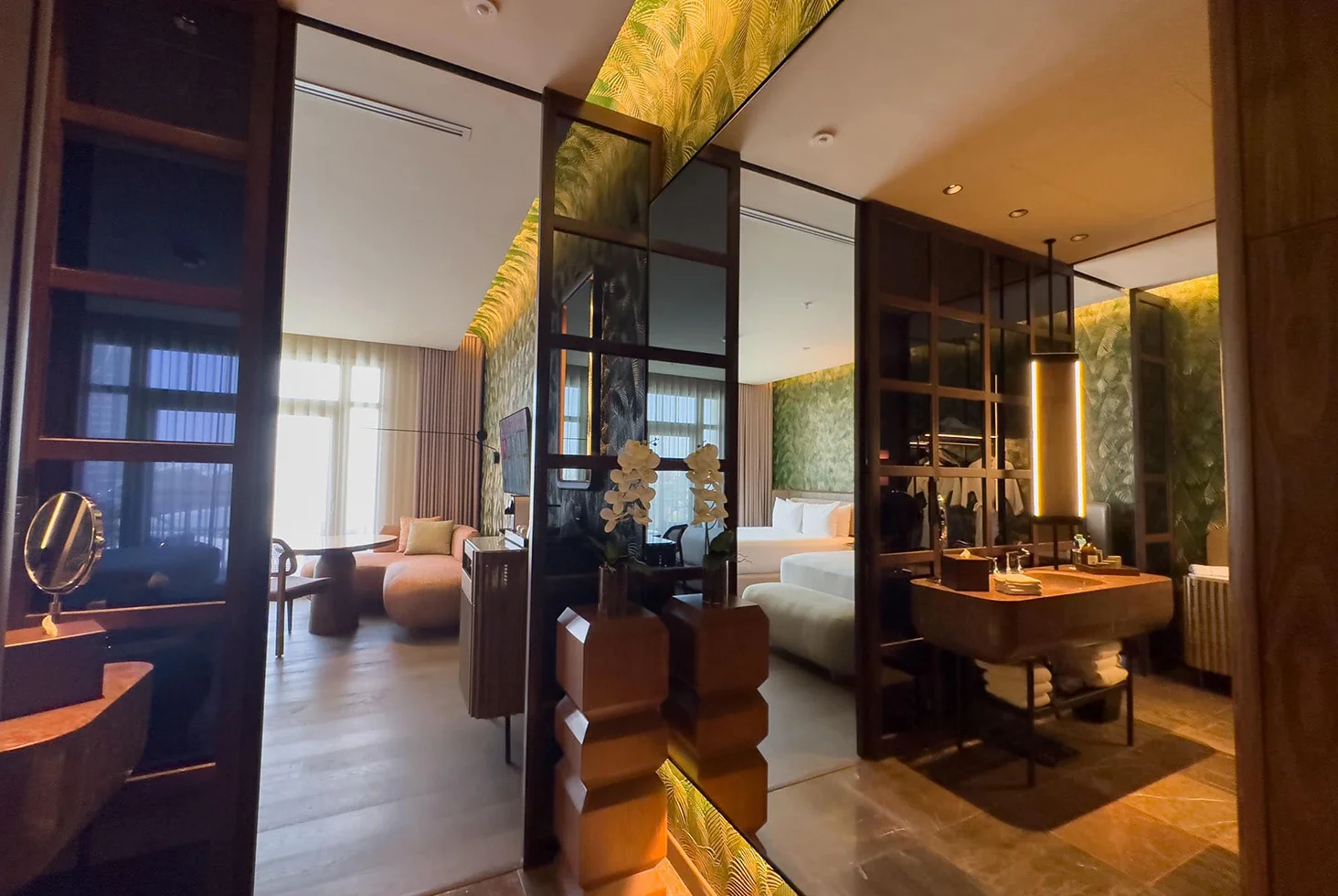 Luxury suite at Los Tajibos Hotel.