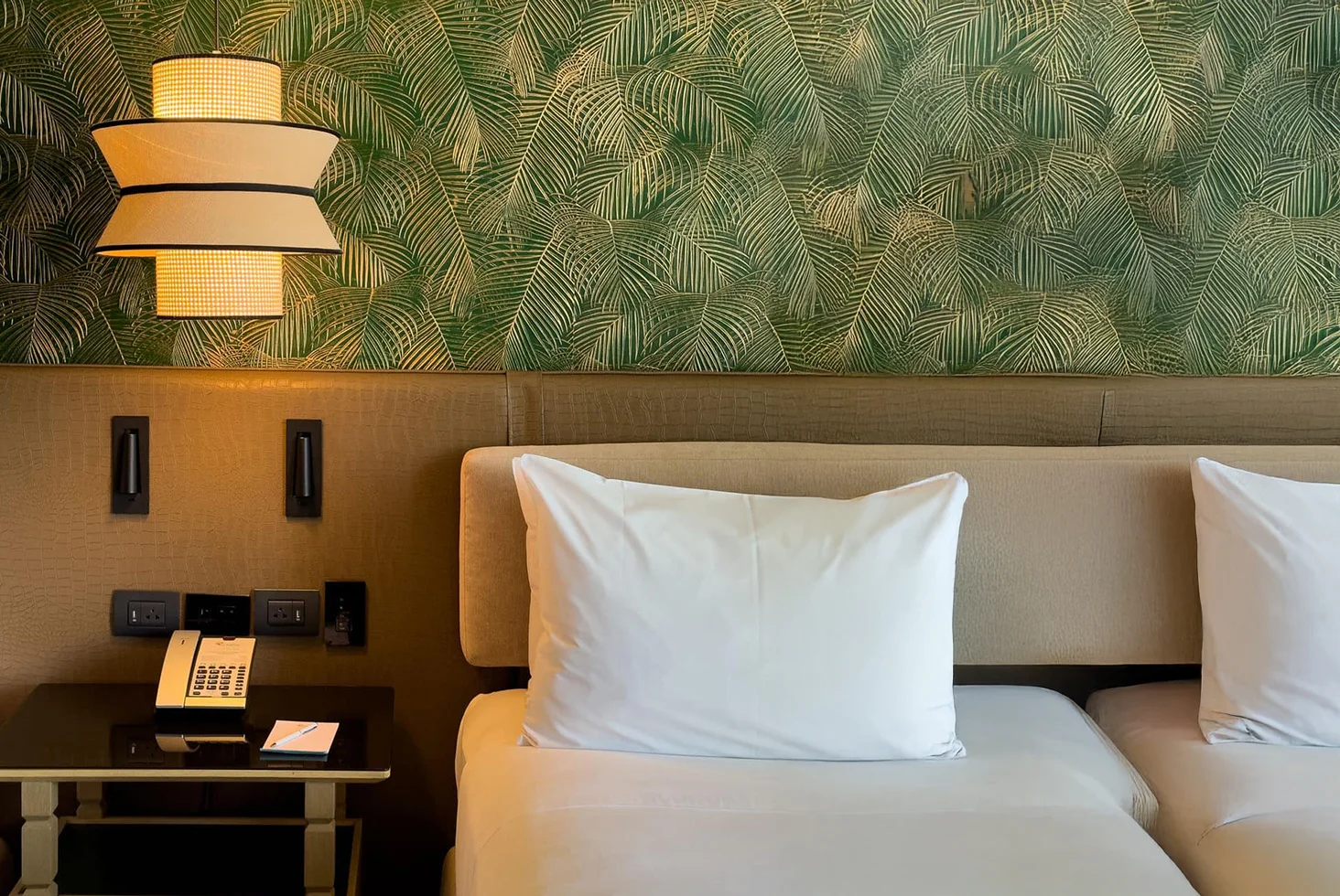 Room detail at Los Tajibos Hotel.